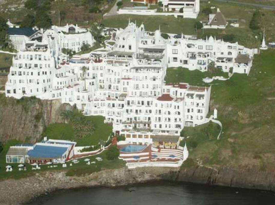EL LUGAR .... CLUB HOTEL CASAPUEBLO | PUNTA DEL ESTE