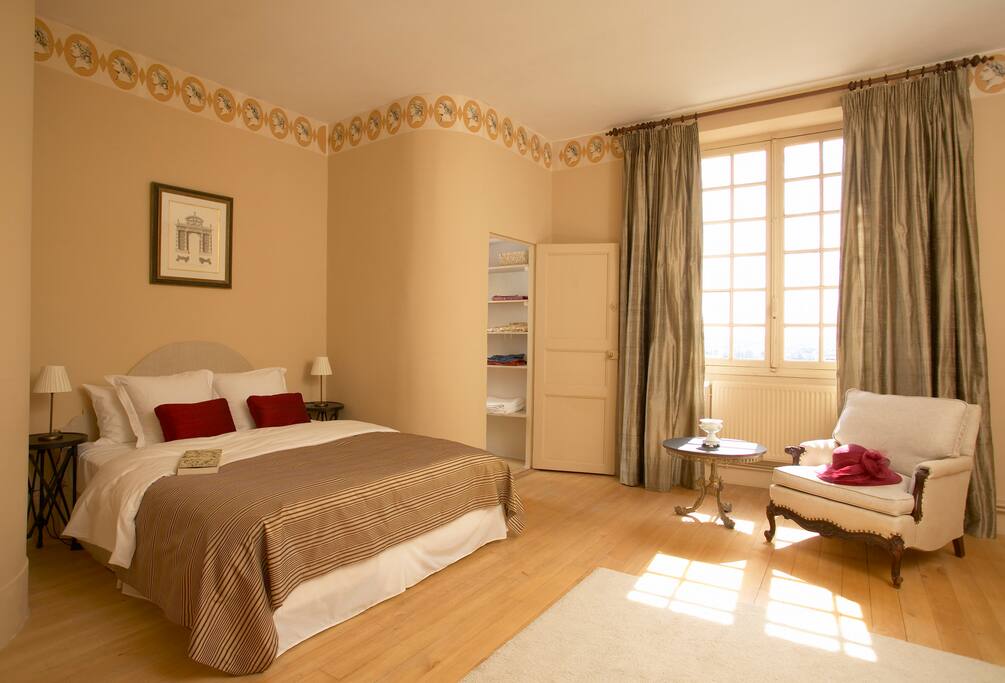 La Marquise double bedroom with ensuite bathroom