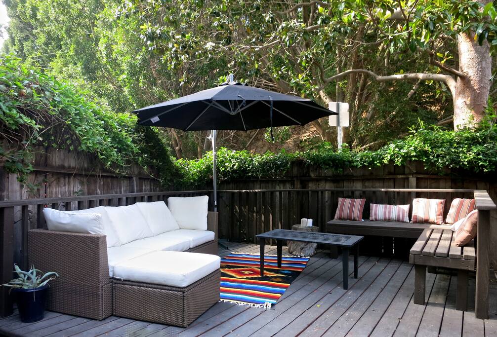 Front garden and patio