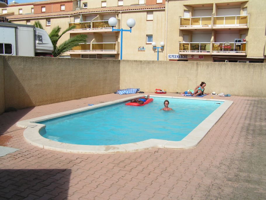 Piscine collective