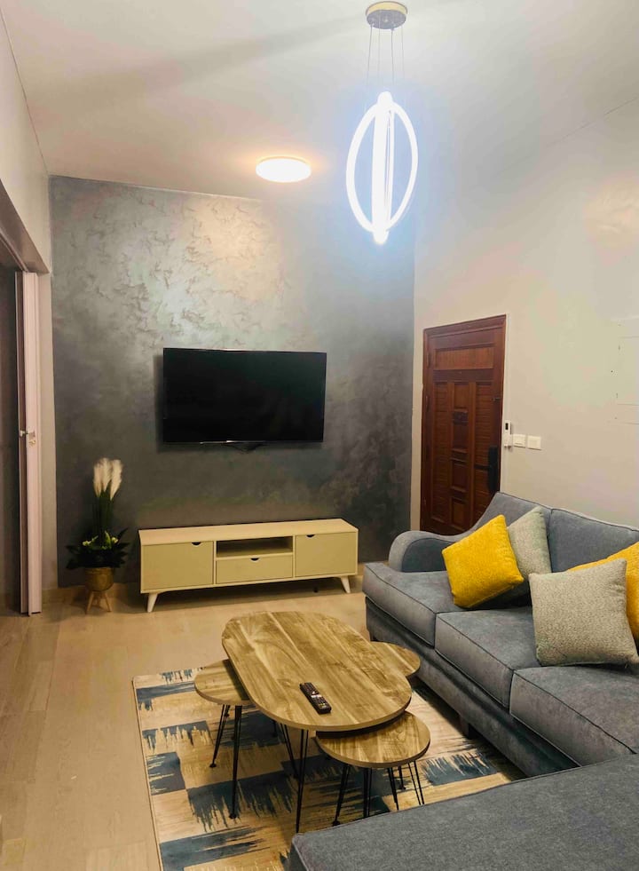 Cozy 1r App 8 Mins From Airport - Dzsidda