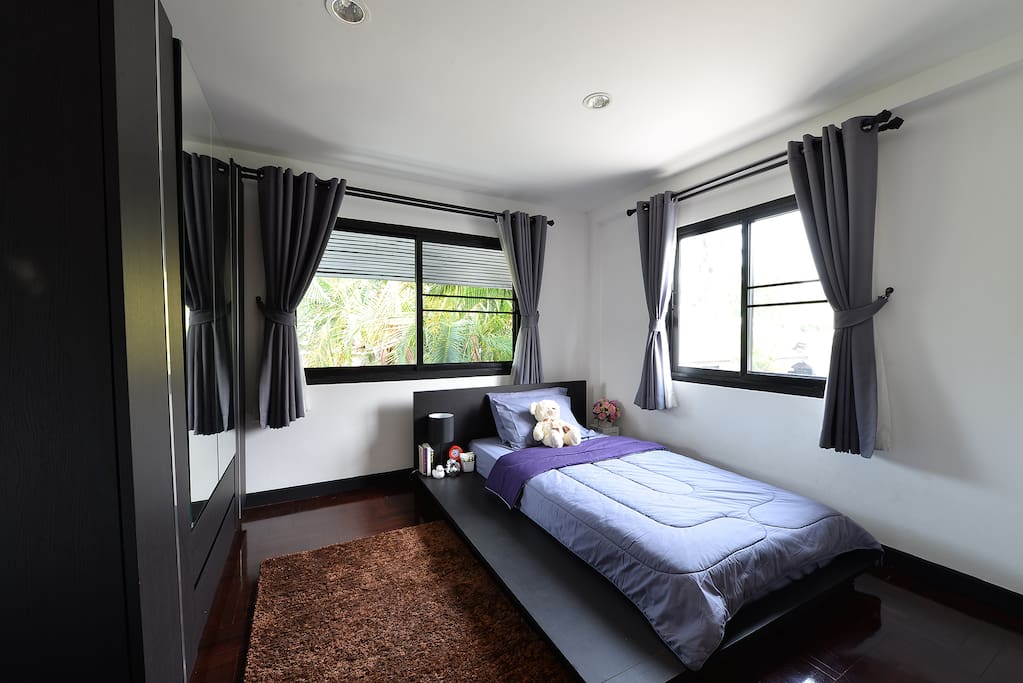 Single Bedroom