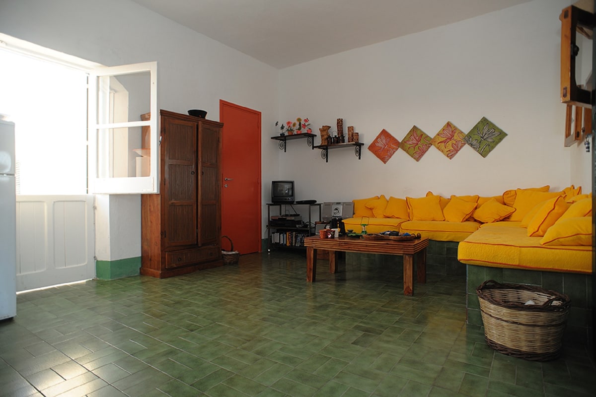 Top Airbnb: Casa Nanda, sea, nature and unforgettable sunsets in Lampedusa E Linosa