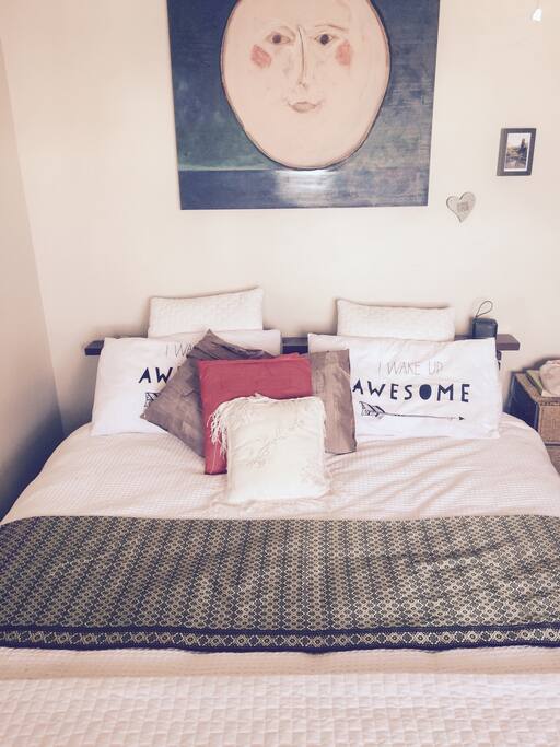 King size bed available.