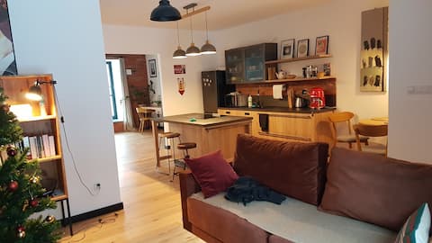 Popular Airbnb listing: Great loft style apartment in historic Brewery in Ołbin