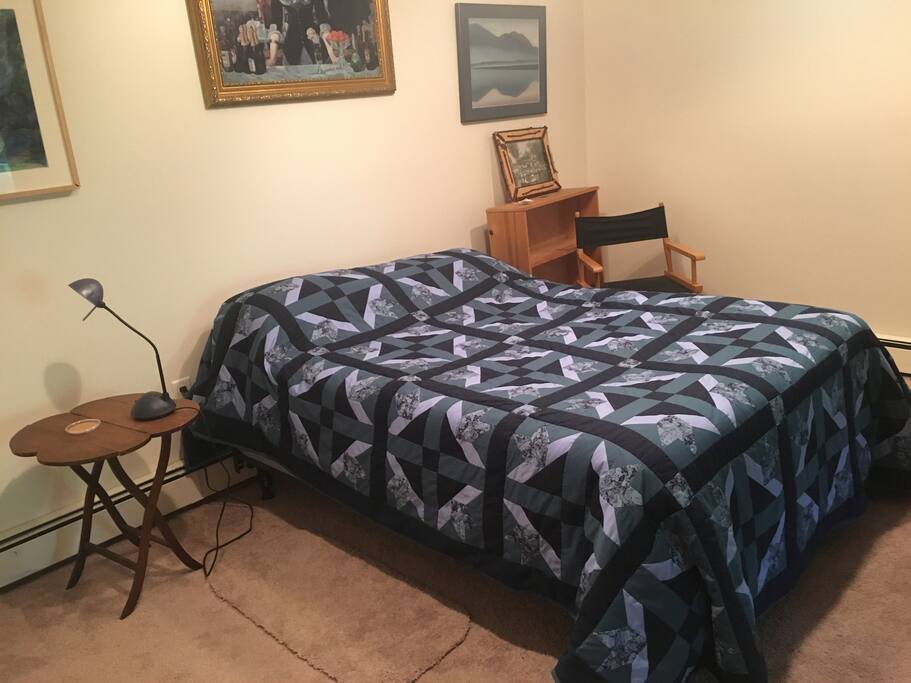 Private bedroom