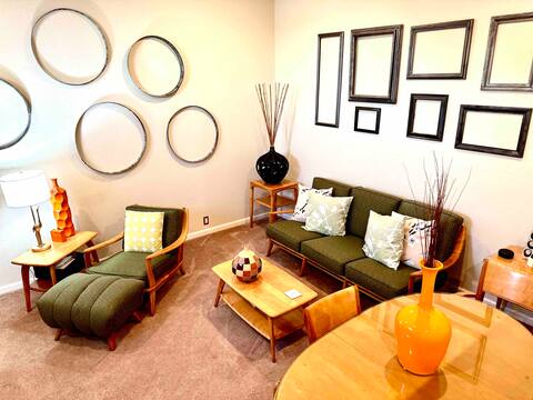 Private First Floor Rear Unit
(760 sq. ft.)