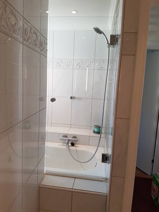 Shower and tub