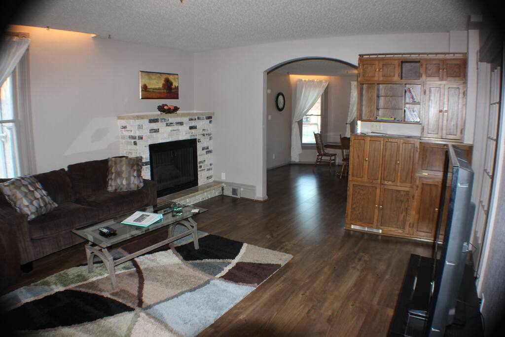 Living Room to Dining Room