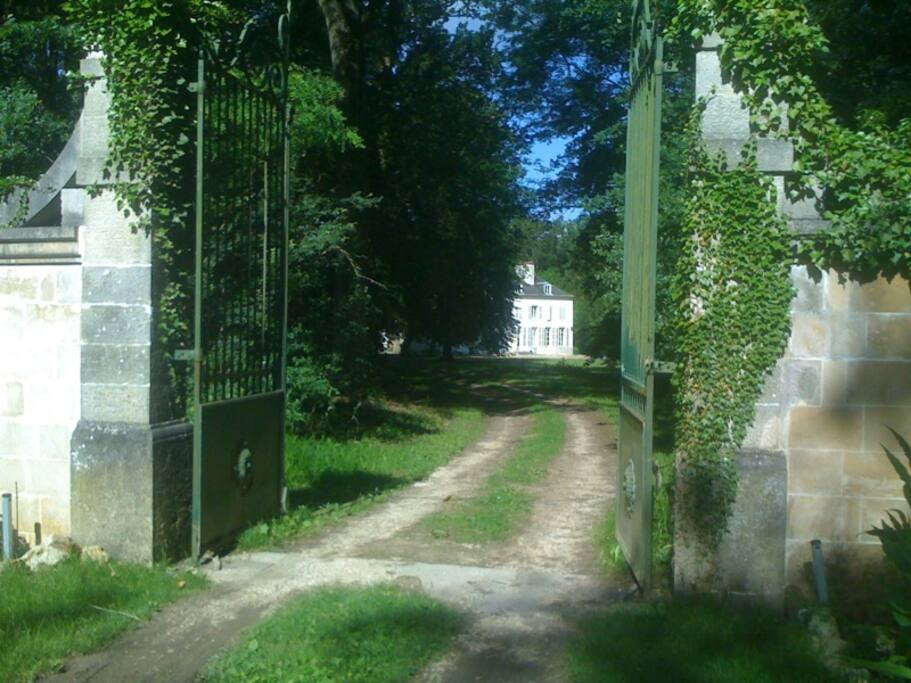 L'entrée du domaine.