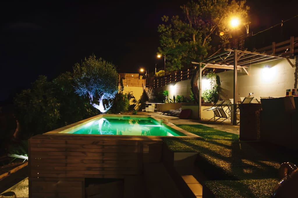 espaces pour les hôtes, piscine