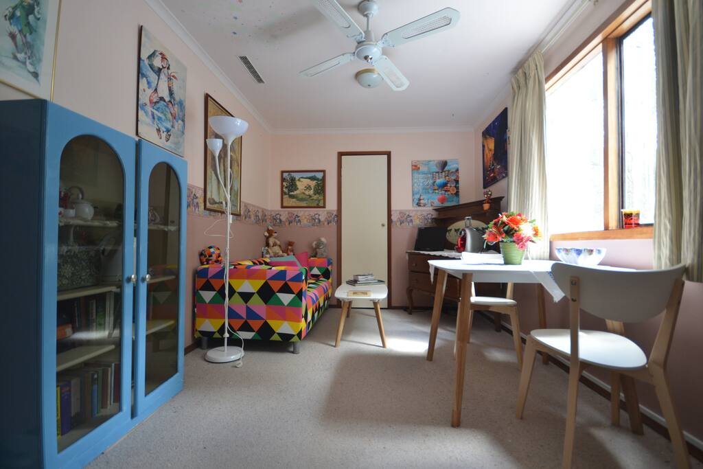 Rent Room From Mature Lady Rent Room From Mature Lady