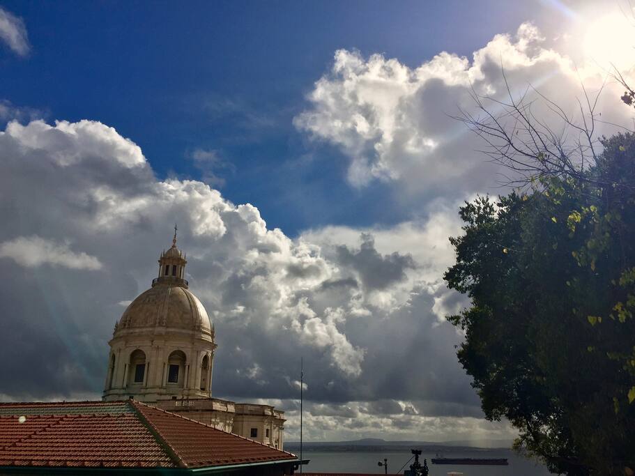 Pantheon & River Tejo View