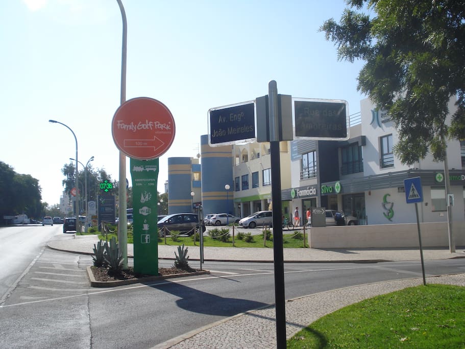 2 minutes walk to local amenities, including Supermarket, Bank, Clinic & Pharmacy