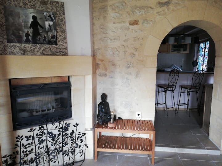 Maisonnette Tradition Du Sud Ouest. - Castels