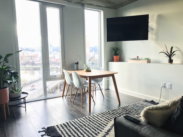 Understated Refinement for the Modern Traveler