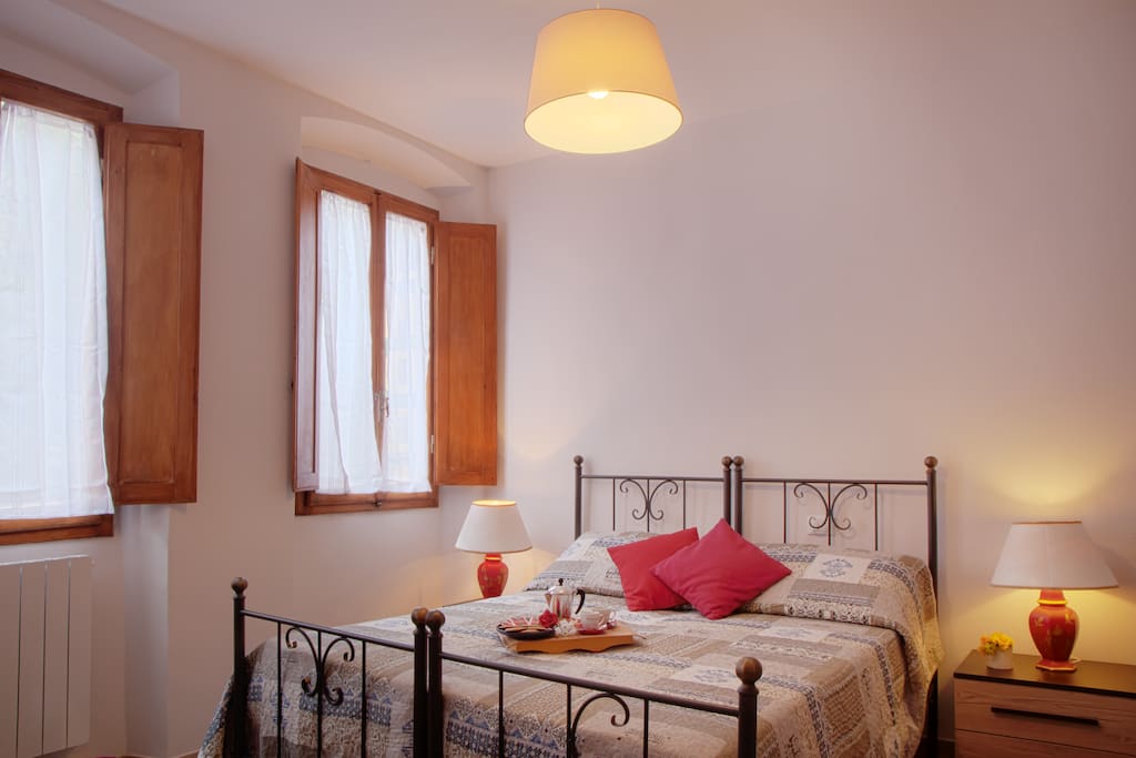 LOVING FLORENCE APARTMENT
Double bedroom