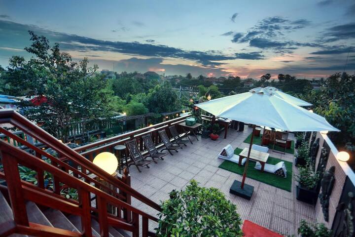 Private Room for 2 people with daily breakfast