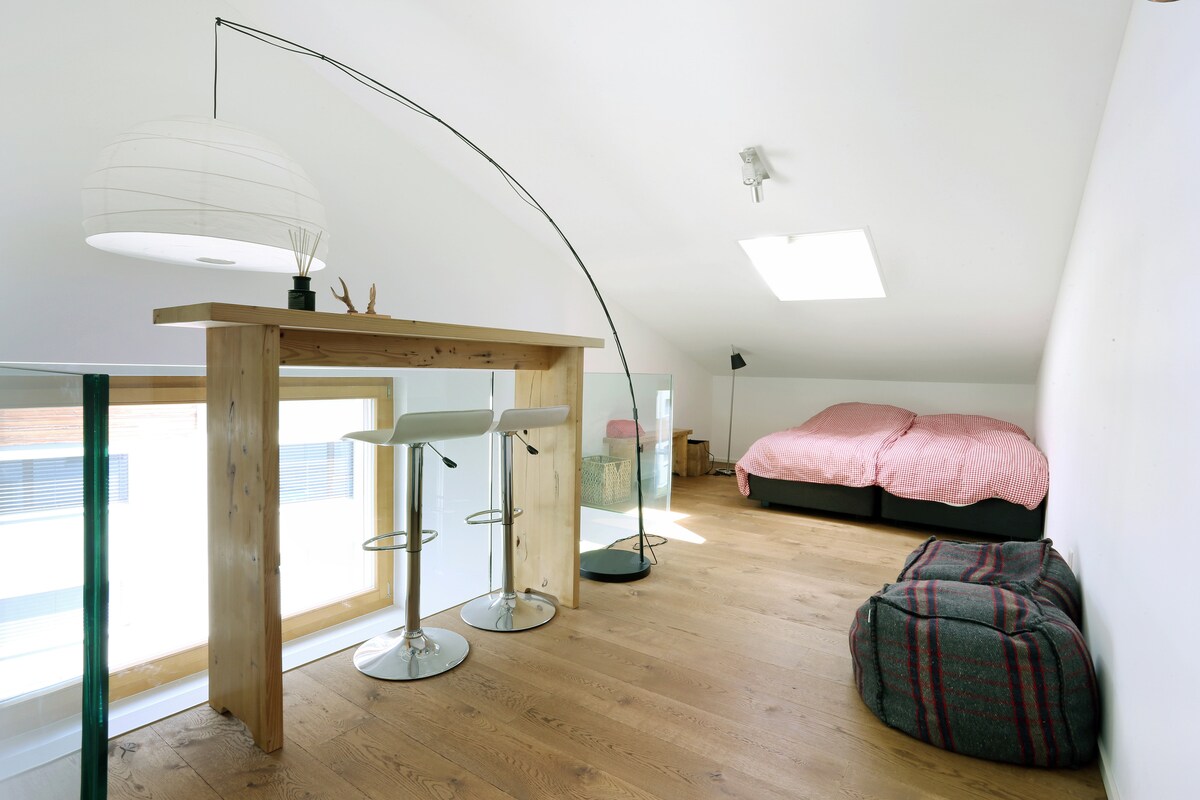 חדר שינה 4, קומה עליונה