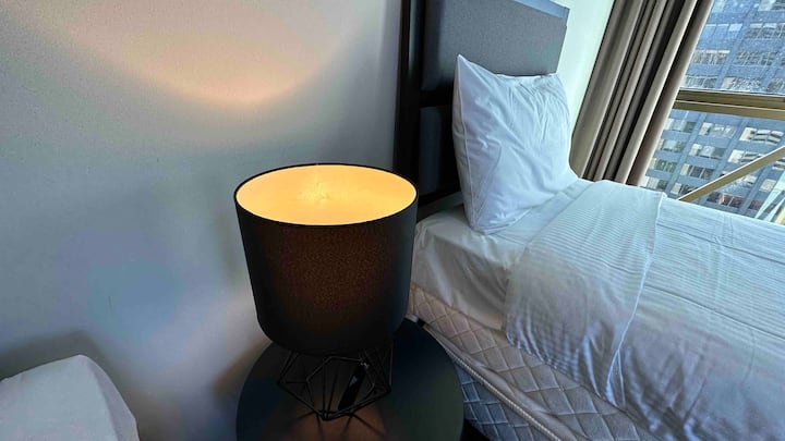 HeartCBD LUX Top Floor 2 Bedroom /Pool/Spa/GYM