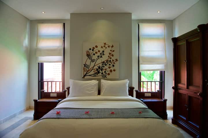 Dhoma e gjumit në katin e sipërm #4