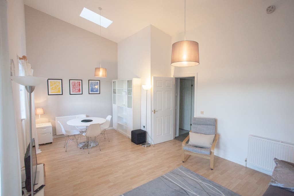 Open plan living and dining area