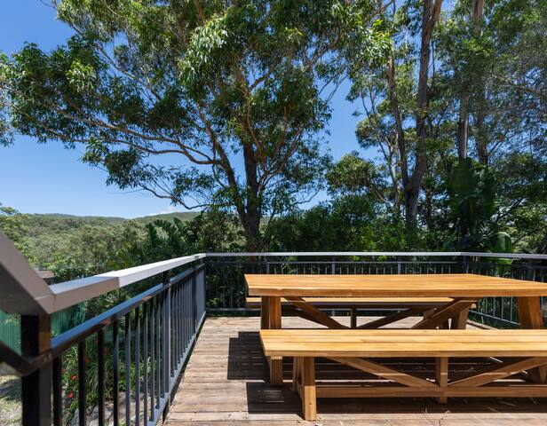 Pink Palms Beach House – Pets | Value | Fun gallery image 3