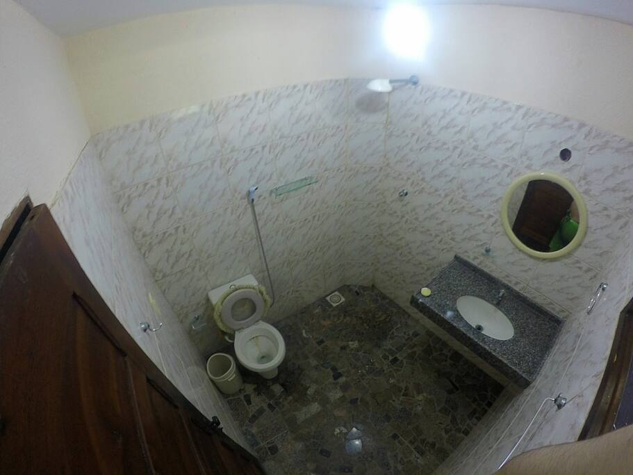 Banheiro (suite 2)