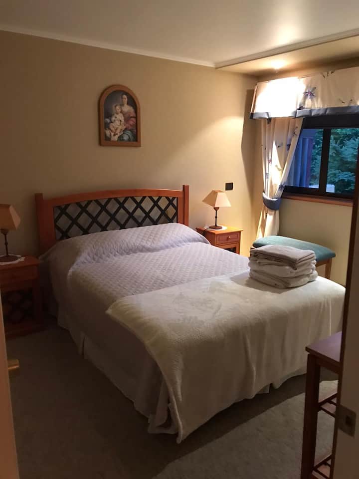 Pamja kryesore e dhomës së gjumit