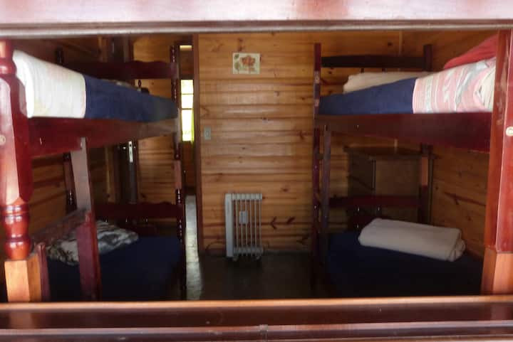 Room 3 with 2 bunk beds