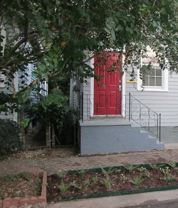 Private Entry and Parking Spot