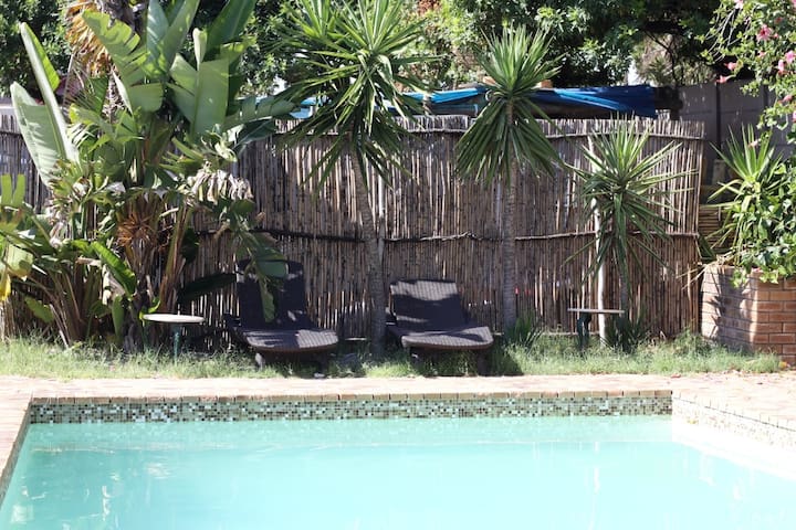 Family*3BRVilla*Stay w/Pool*Near*Airport&WineRoute