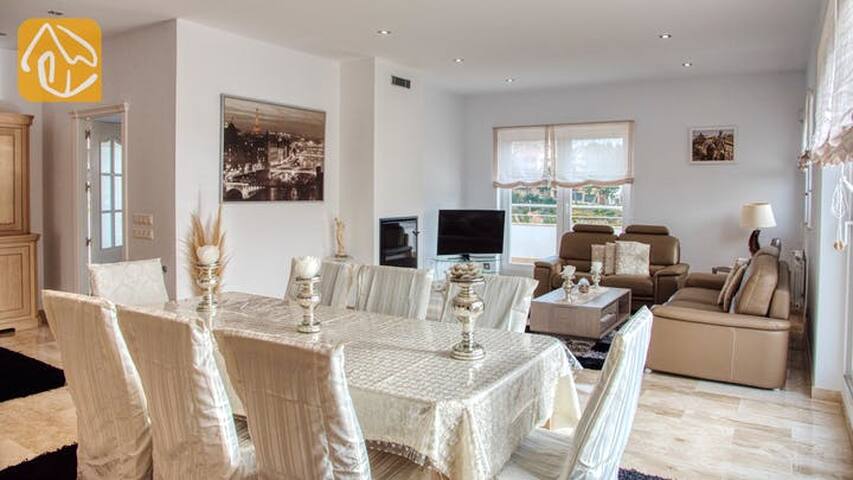 ♥ CostaCabana – Villa Madison ♥ Close to center gallery image 4