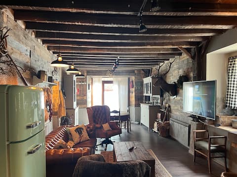 Townhouse with garden in the heart of Llívia