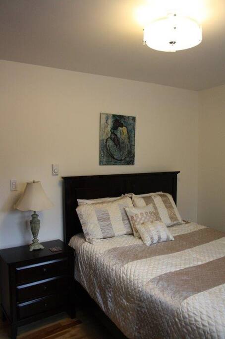 Queen size bed