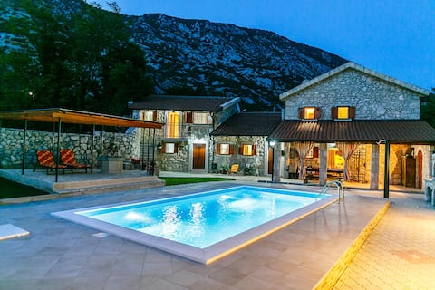 Luxury Villa from 19th century