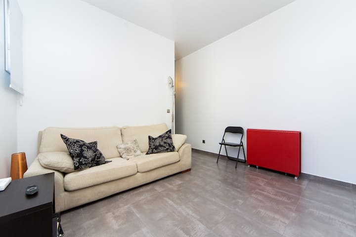 En el corazón de Lavapíes. LOVE gallery image 4