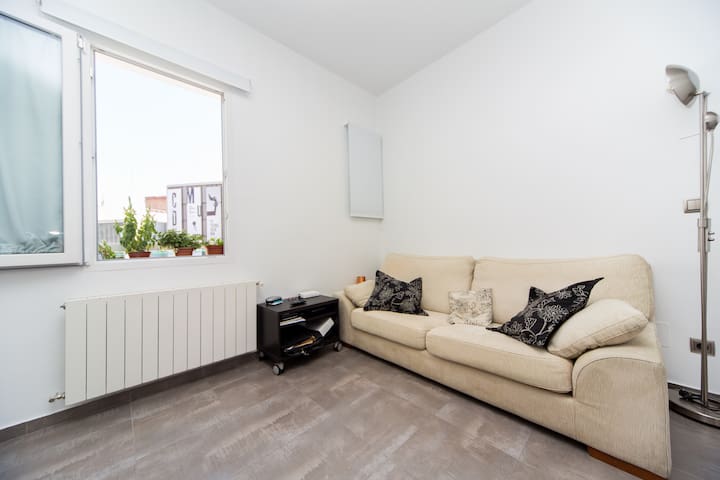 En el corazón de Lavapíes. LOVE gallery image 2