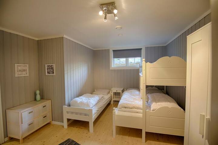 Camera da letto con spazio per 4 persone