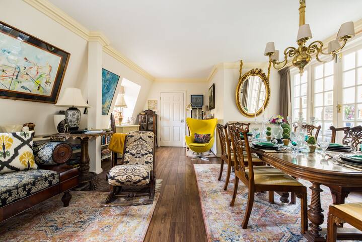 Mayfair 3-Bed 6-Guest Large Penthouse w/Patio gallery image 5