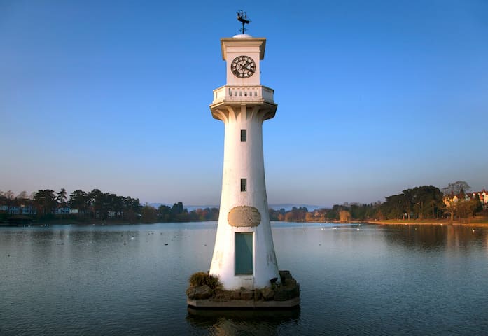 The Little Lake Lodge