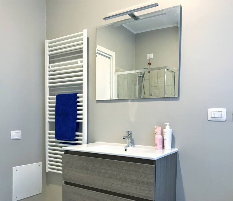 spazioso bagno