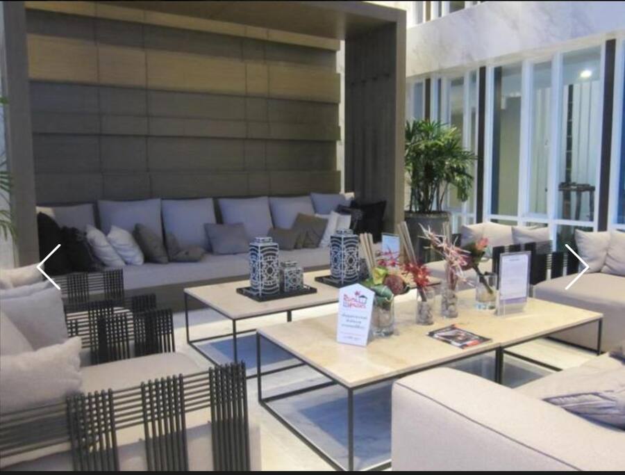 Luxury main living room