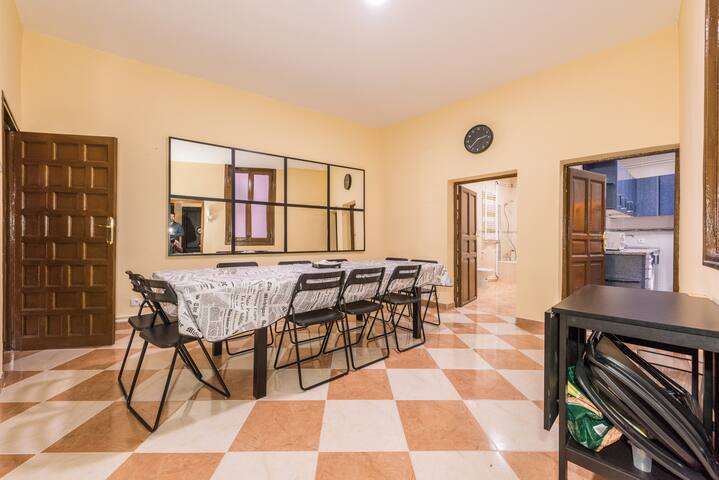 Grand Latina Apartment gallery image 4