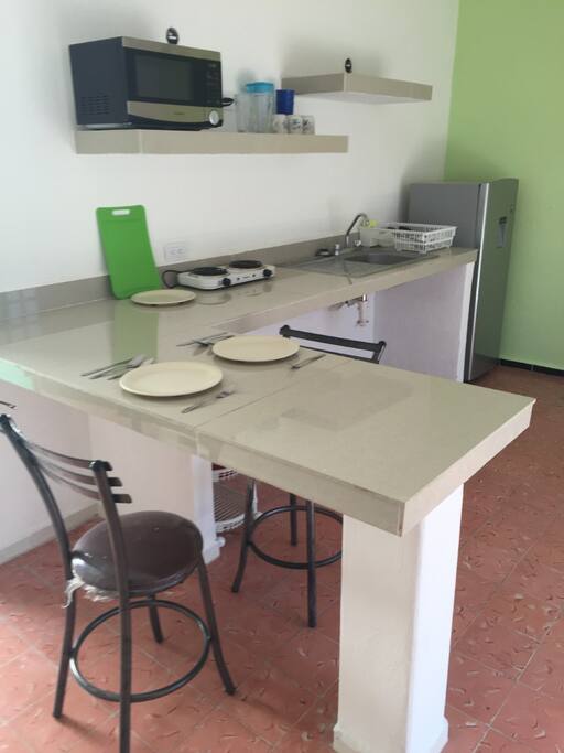 COCINA Y DESAYUNADOR