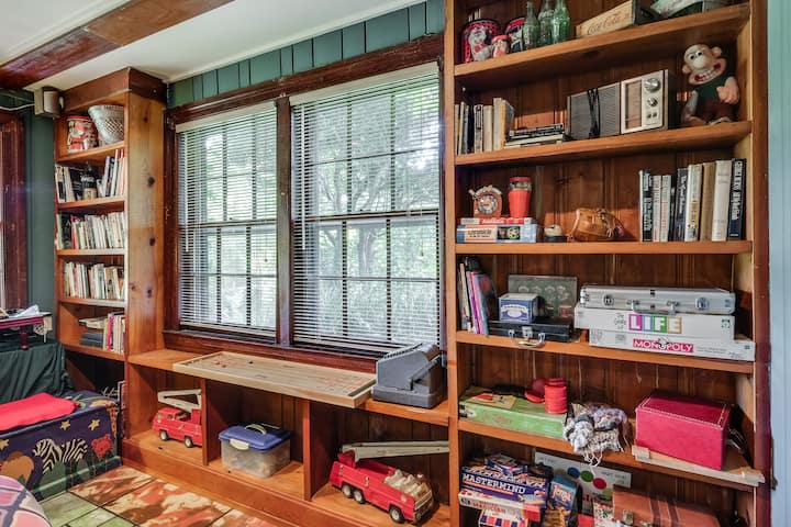 бинго, книги, ДВД-а, разни работи...