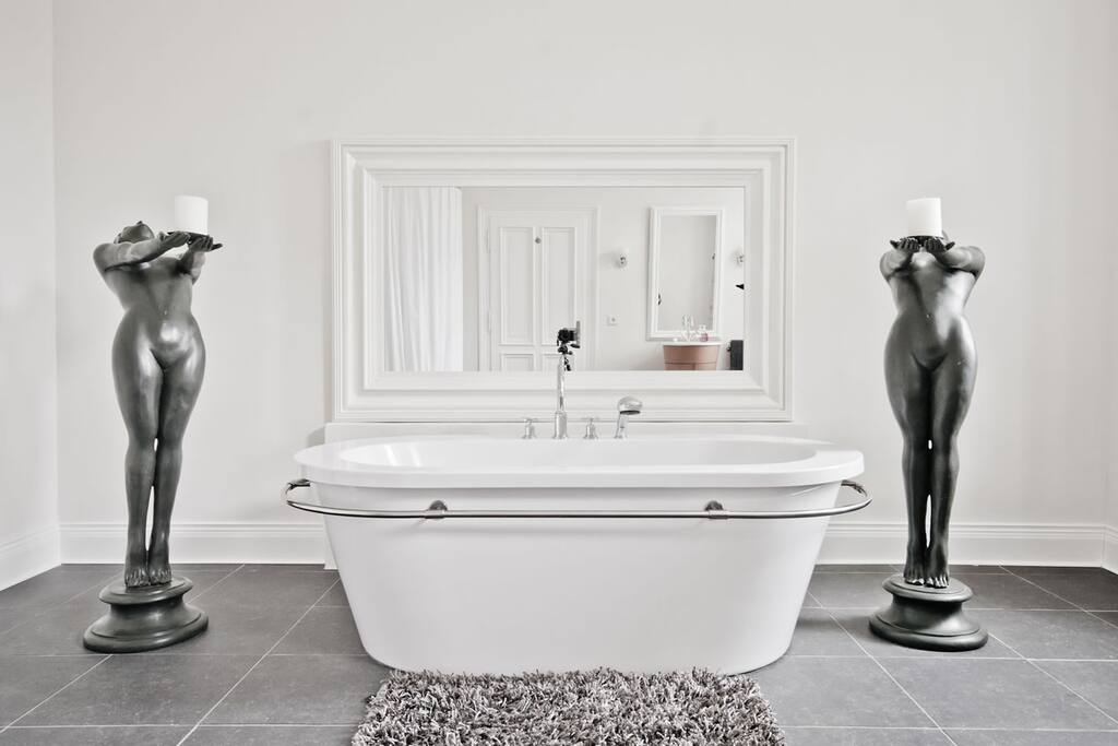 Bath room