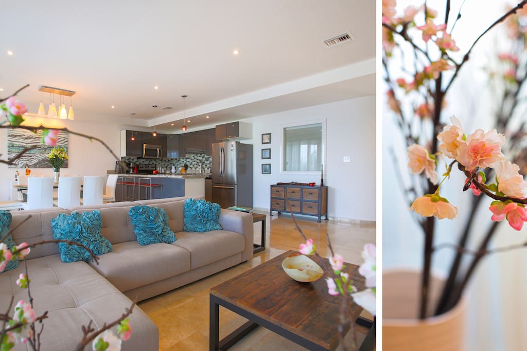 So much light, very spacious and comfy floor plan