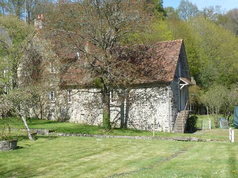 Le Petit Ruisseau, lovely comfortable holiday home