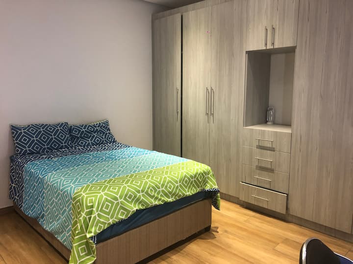 საძინებელი 1